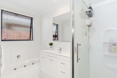 Photo of property in 101 Coast Boulevard, Papamoa Beach, Papamoa, 3118