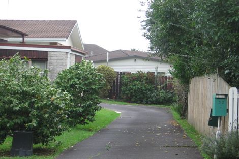 Photo of property in 1/32 Miltonia Avenue, Te Atatu South, Auckland, 0610