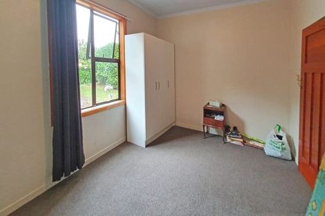 Photo of property in 1939 South Road, Pitone, New Plymouth, 4374