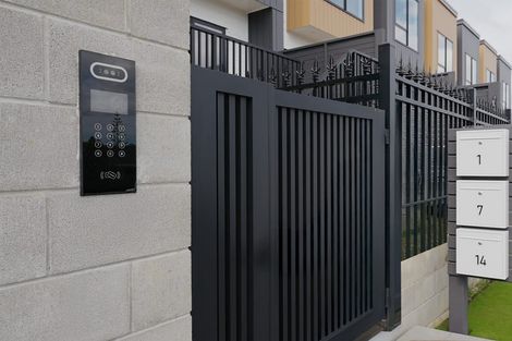 Photo of property in 42 Captain Scott Road, Glen Eden, Auckland, 0602