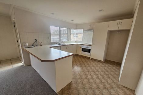 Photo of property in 2 Moffat Way, Bethlehem, Tauranga, 3110