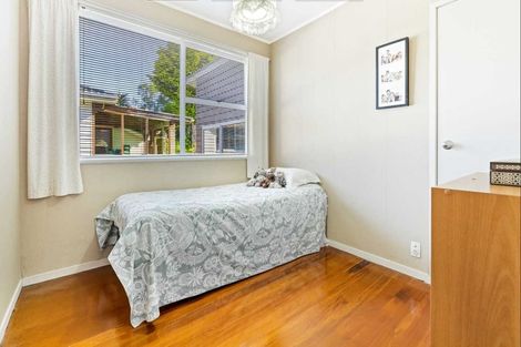 Photo of property in 23 Finlow Drive, Te Atatu South, Auckland, 0610