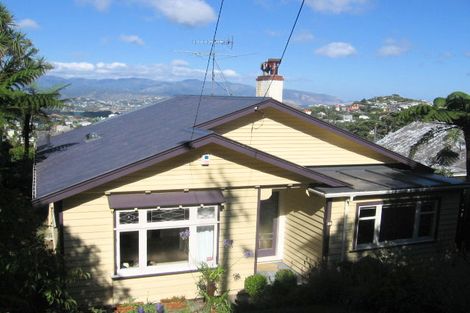 Photo of property in 39 Mitchell Street, Brooklyn, Wellington, 6021