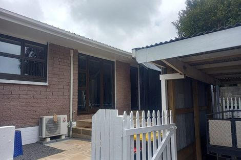 Photo of property in 2/72 Rosella Road, Mangere East, Auckland, 2024