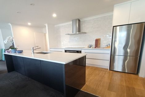 Photo of property in 32 Te Whenu Crescent, Marshland, Christchurch, 8083