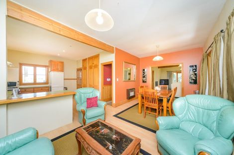 Photo of property in 12 Astrid Court, Awapuni, Palmerston North, 4412