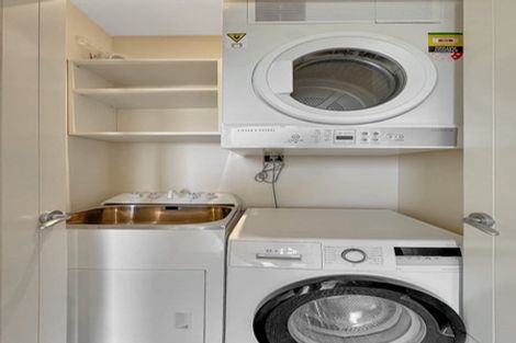 Photo of property in 74 Amesbury Drive, Churton Park, Wellington, 6037