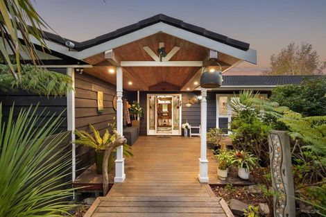 Photo of property in 1410 Old North Road, Helensville, 0875