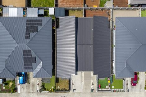 Photo of property in 13 Kapowai Boulevard, Takanini, 2112