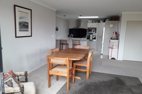 Photo of property in 42 Feist Street, Carterton, 5713