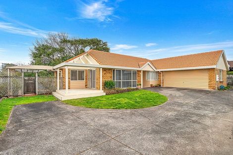 Photo of property in 10 Maurice Borich Place, Henderson, Auckland, 0610