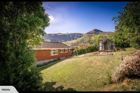 Photo of property in 28 Flinders Road, Heathcote Valley, Christchurch, 8022