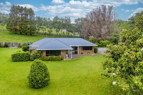 Photo of property in 681 Puketona Road, Haruru, 0204