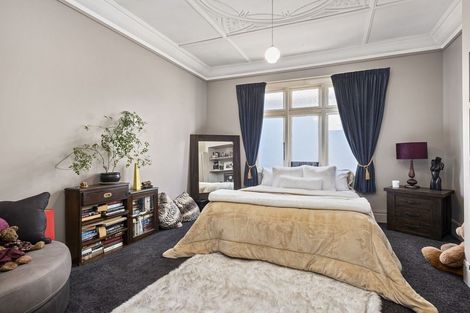 Photo of property in 21 Hargest Crescent, Saint Kilda, Dunedin, 9012