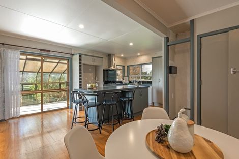 Photo of property in 83 Trickers Road, Bulls, 4818