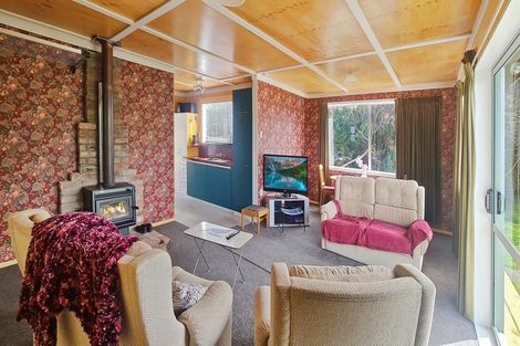 Photo of property in 1959 Parewanui Road, Parewanui, Bulls, 4894