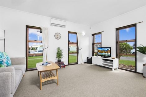Photo of property in 6/2 Regent Street, Papatoetoe, Auckland, 2025