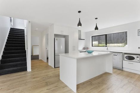 Photo of property in 99 Vandeleur Avenue, Birkdale, Auckland, 0626