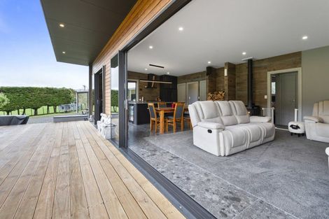 Photo of property in 193 Rowes Road, Hunterville, 4785