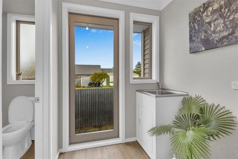 Photo of property in 10a Gregory Avenue, Islington, Christchurch, 8042