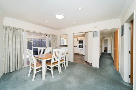 Photo of property in 12/358 College Street, West End, Palmerston North, 4410