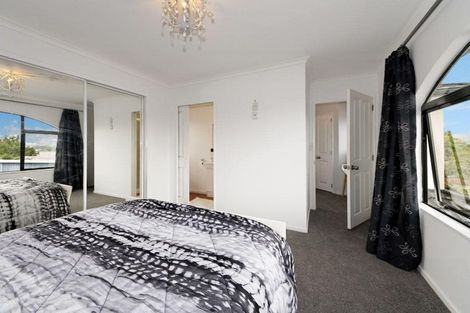 Photo of property in 147a View Road, Sunnyvale, Auckland, 0612