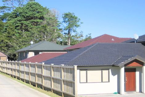 Photo of property in 56 San Marino Drive West, Henderson, Auckland, 0612