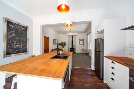 Photo of property in 17 Miranda Street, Stratford, 4332