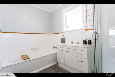 Photo of property in 1 Glendevon Place, Vauxhall, Dunedin, 9013