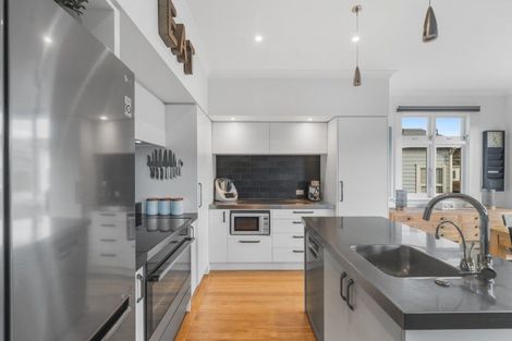 Photo of property in 27 Wales Street, Maori Hill, Dunedin, 9010