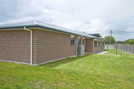 Photo of property in 379 Waihi Road, Normanby, Hawera, 4614