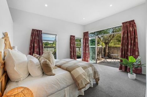 Photo of property in 16 Orbell Drive, Lake Hayes, Queenstown, 9304