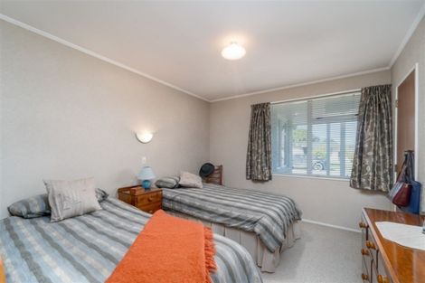 Photo of property in 23 Lowes Place, Solway, Masterton, 5810