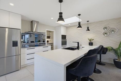 Photo of property in 19 Grove Avenue, Weston, Oamaru, 9401