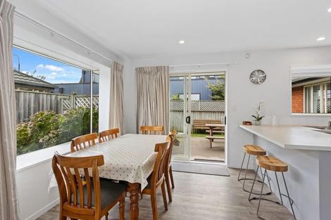 Photo of property in 7a Wharenui Road, Upper Riccarton, Christchurch, 8041