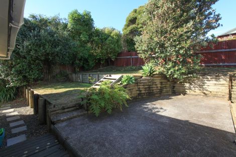 Photo of property in 16b Kaitoke Street, Raglan, 3225