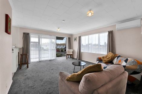 Photo of property in 43b Fulford Street, New Plymouth, 4310