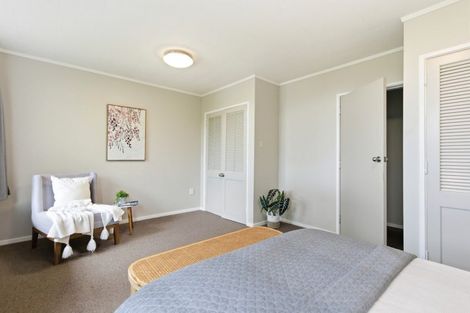 Photo of property in 10 Laurent Place, Kingston, Wellington, 6021