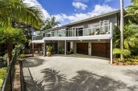 Photo of property in 20 Mcdowell Crescent, Hillcrest, Auckland, 0627