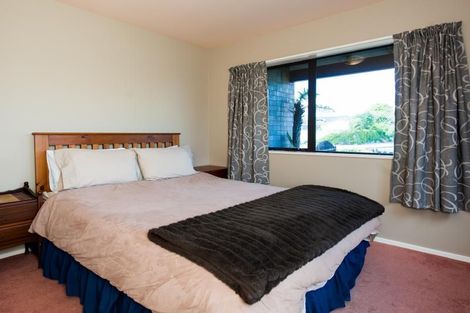 Photo of property in 9 Broadhaven Avenue, Parklands, Christchurch, 8083