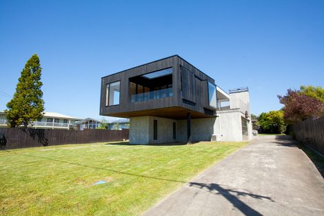Photo of property in 30 Nihinihi Avenue, Raglan, 3225