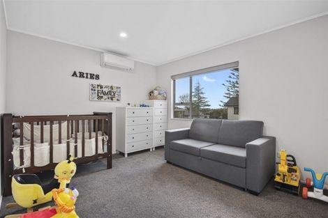 Photo of property in 7 Uruhau Close, Torbay, Auckland, 0630