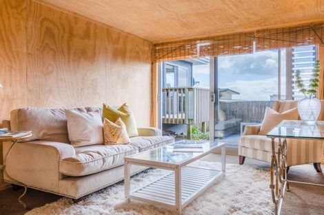 Photo of property in 50 Waitea Road, Muriwai, 0881