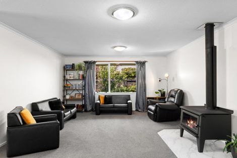 Photo of property in 42 Welsford Street, Woodend, 7610