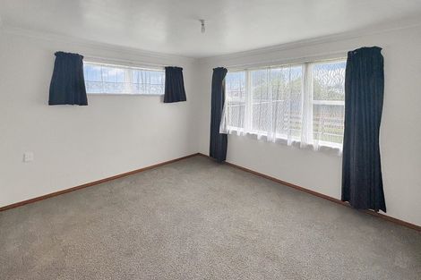 Photo of property in 15 Bledisloe Street, Levin, 5510