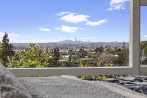 Photo of property in 141a Glengarry Road, Glen Eden, Auckland, 0602