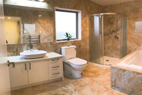 Photo of property in 306 Don Buck Road, Massey, Auckland, 0614