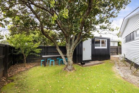 Photo of property in 315 Frankley Road, Ferndale, New Plymouth, 4310