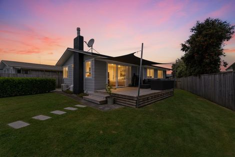 Photo of property in 21 Rosalind Street, Deanwell, Hamilton, 3206