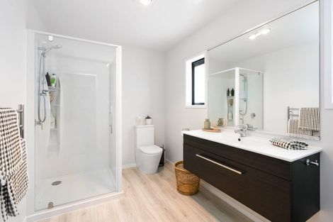 Photo of property in 15 Puroto Place, One Tree Point, 0118